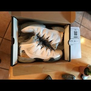 Jordan Melo M10 size 10.5